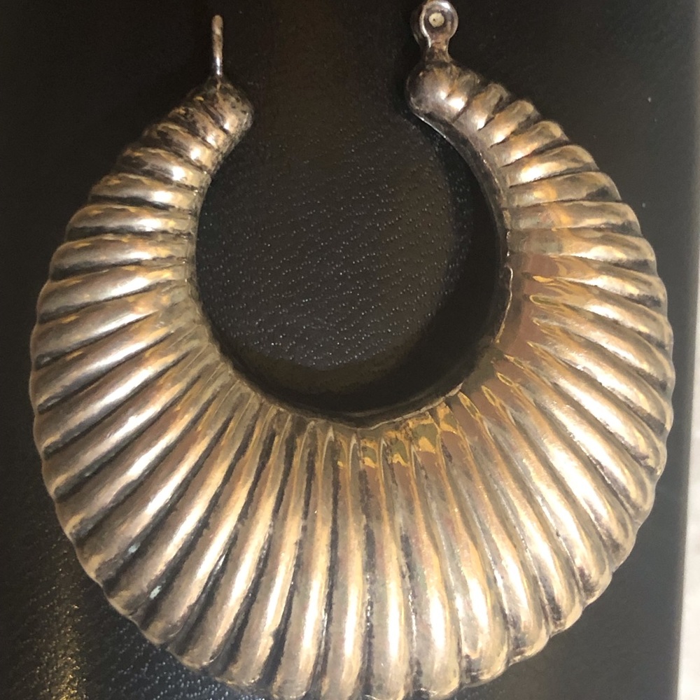 Sliver earrings